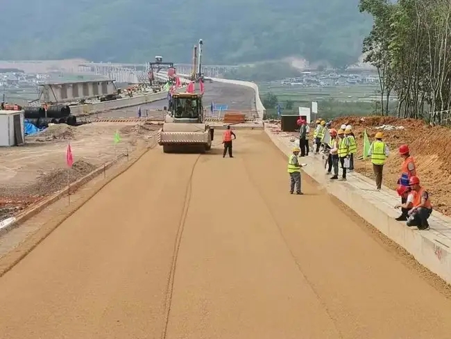 防城路基工程